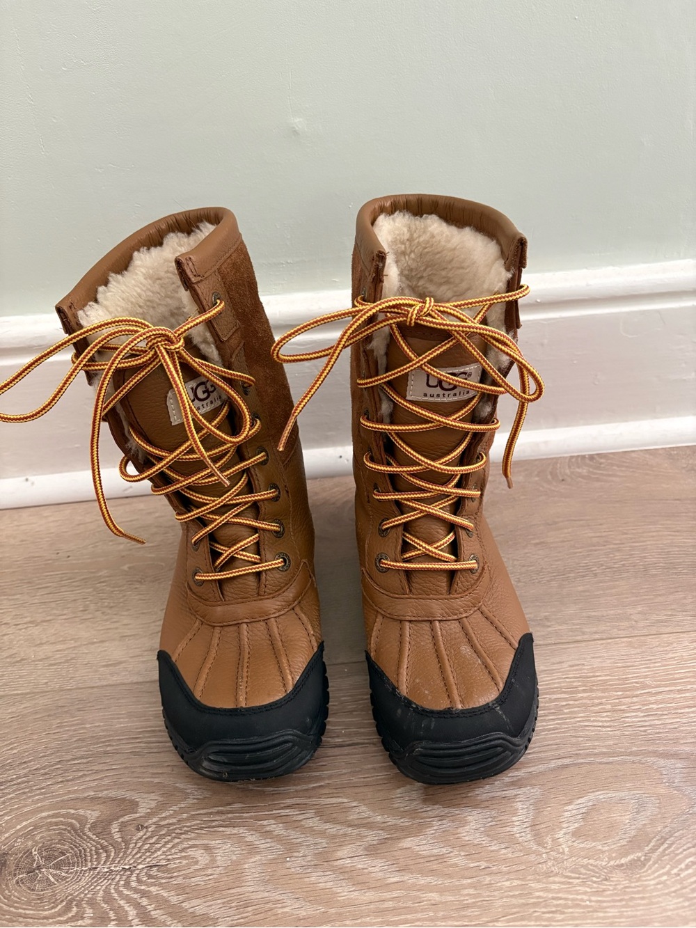Ugg Australia Tan Adirondack Snow Boot Size 5